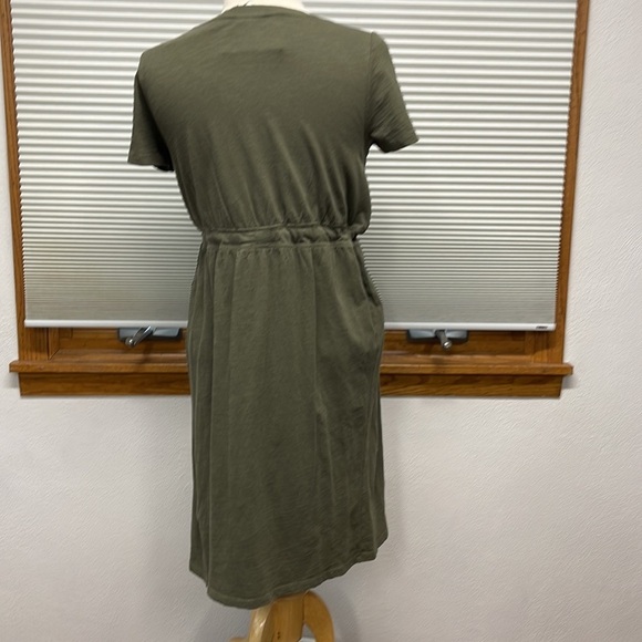 Mama Licious NWT Olive Ivy Green Annabell Short Sleeve Jersey Dress - Picture 4 of 11